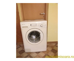 Mașină de spălat rufe automată